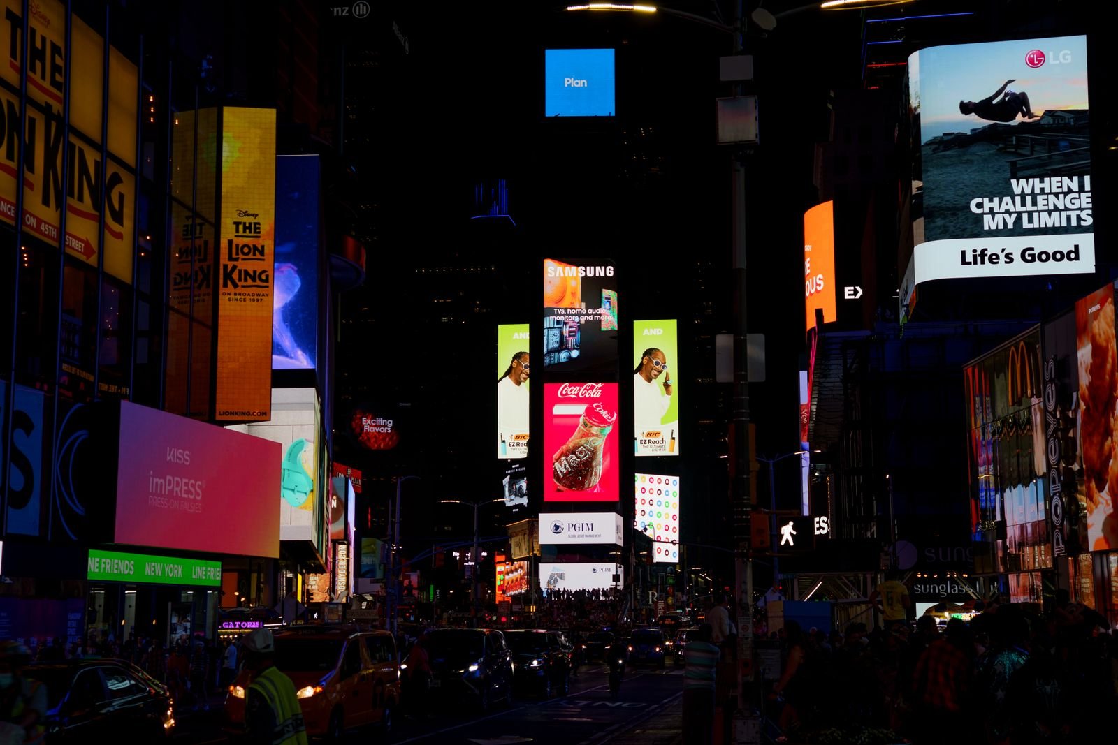The city is your canvas — licensed illustrative stock